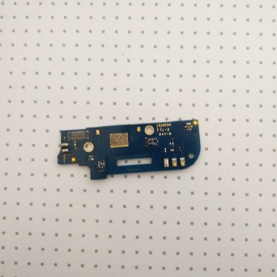 Нижня плата з мікрофоном Coolpad E560 Нижня плата з мікрофоном Coolpad E560
