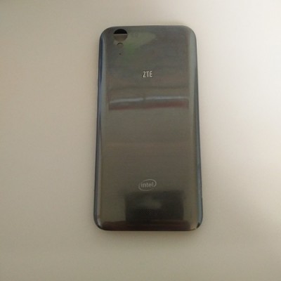 Задня кришка ZTE Geek б\у Задня кришка ZTE Geek б\у