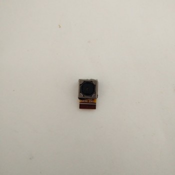 Основна камера Bravis A501