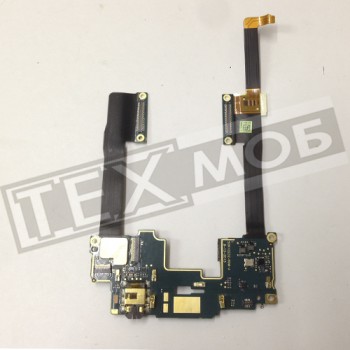Шлейф з роз'ємом для навушників та конектором картки пам'яті HTC One max