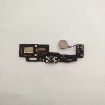 Нижня плата з конектором заряджання, мікрофоном ZTE Blade A520