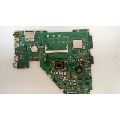 Материнська плата ASUS X550C